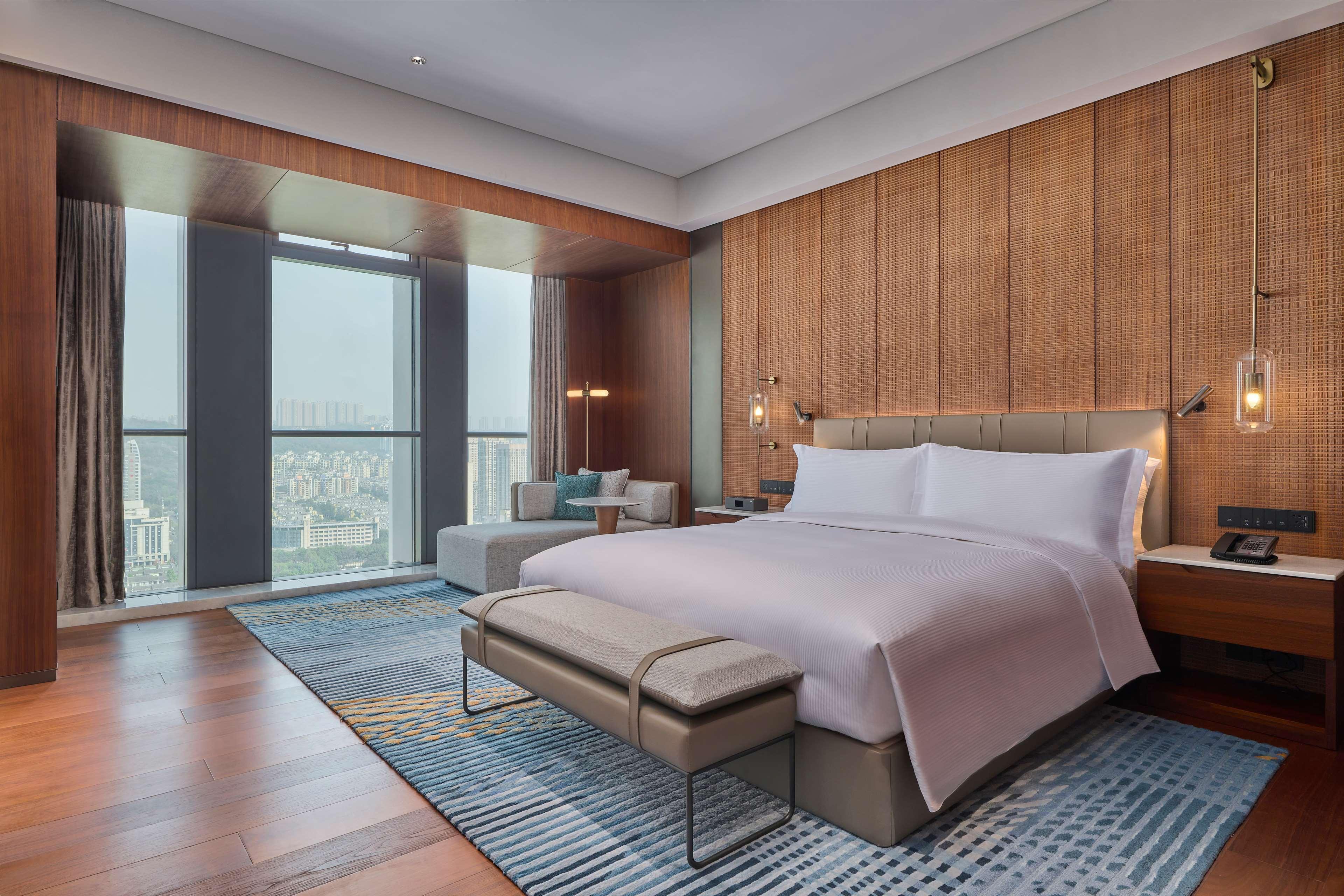Hilton Chongqing Liangjiang New Area Hotel Exterior photo
